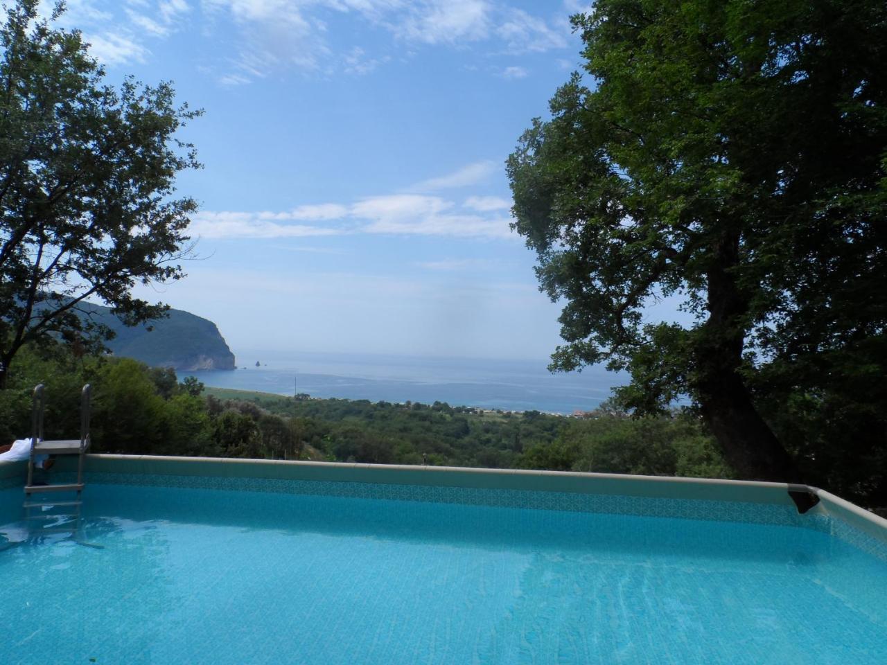 Pataki Guesthouse Petrovac المظهر الخارجي الصورة