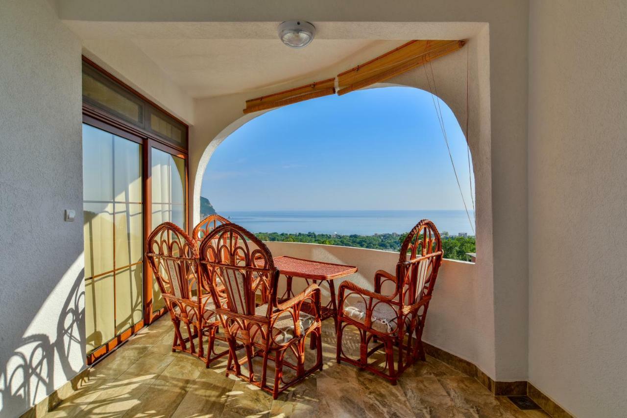 Pataki Guesthouse Petrovac المظهر الخارجي الصورة