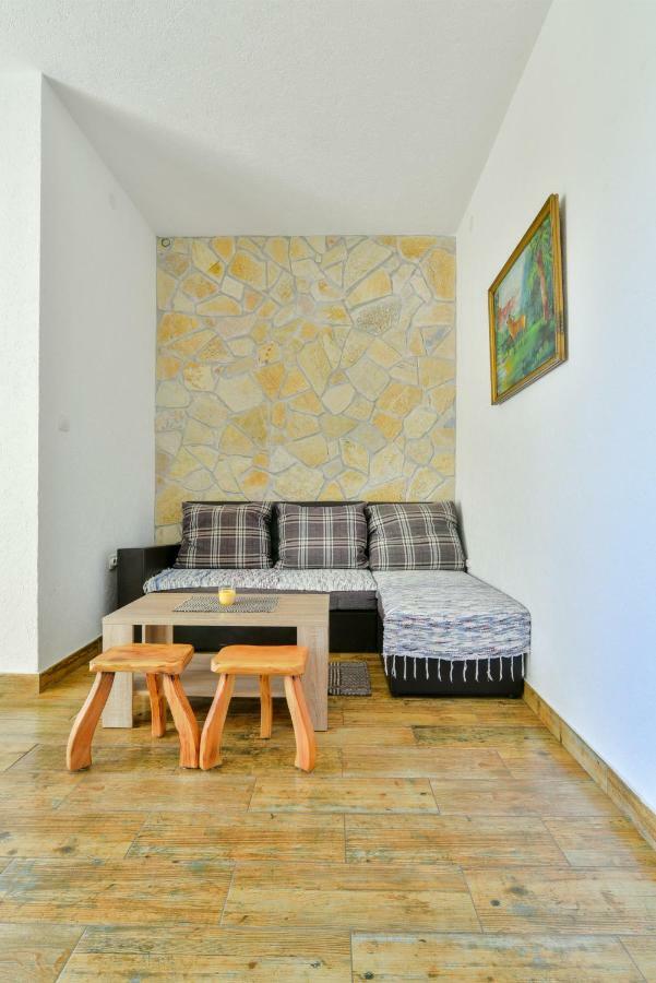 Pataki Guesthouse Petrovac المظهر الخارجي الصورة