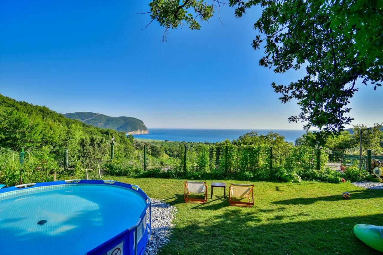 Pataki Guesthouse Petrovac المظهر الخارجي الصورة