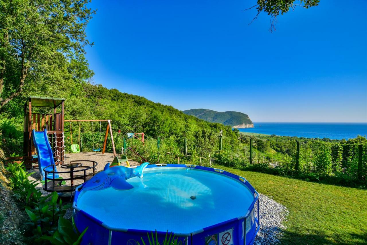 Pataki Guesthouse Petrovac المظهر الخارجي الصورة