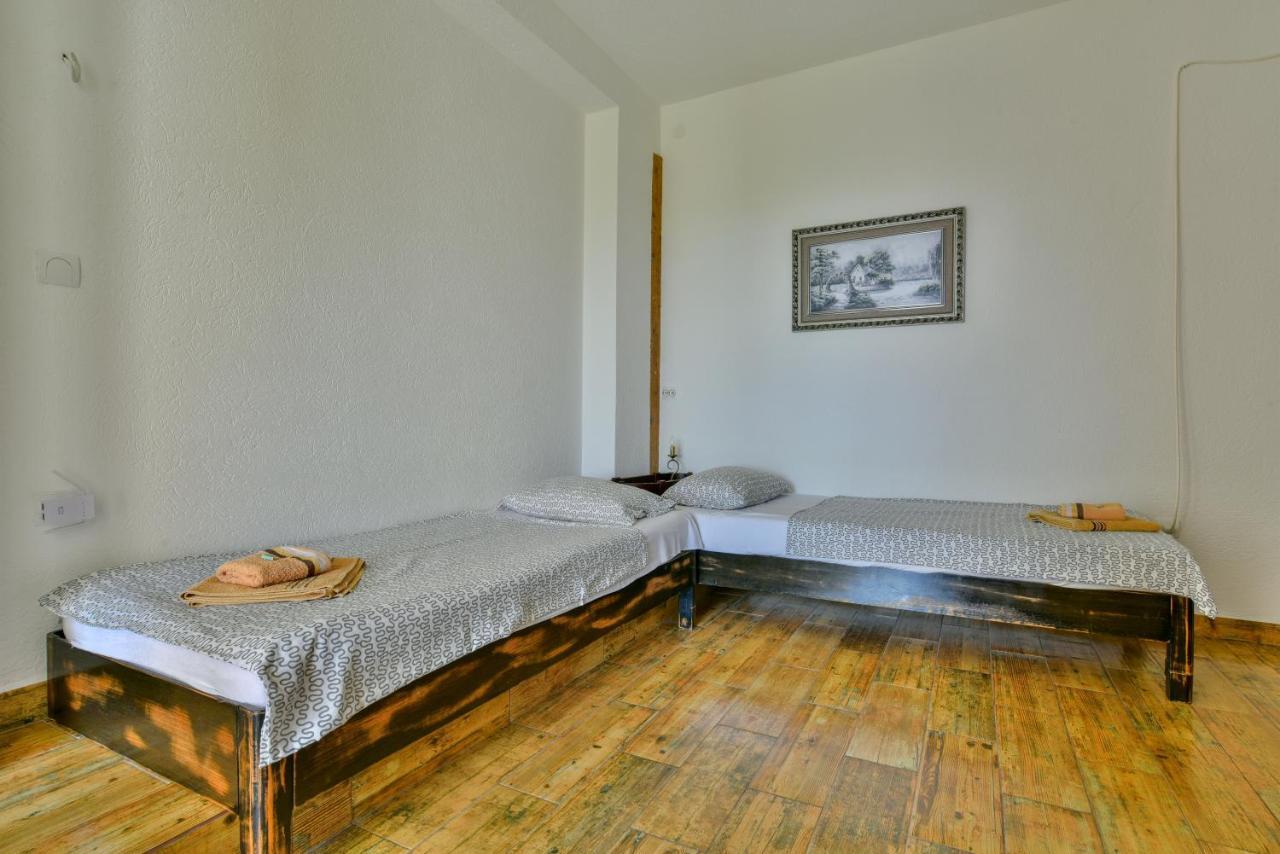 Pataki Guesthouse Petrovac الغرفة الصورة
