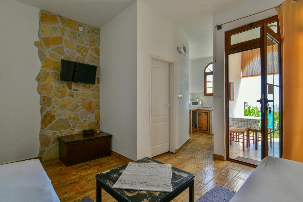 Pataki Guesthouse Petrovac المظهر الخارجي الصورة