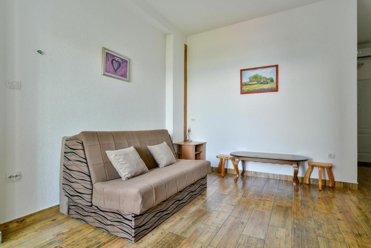Pataki Guesthouse Petrovac المظهر الخارجي الصورة